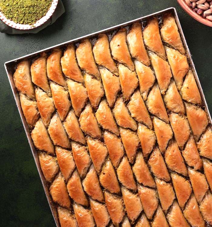 Tepsi Klasik Şöbiyet (3500Gr)